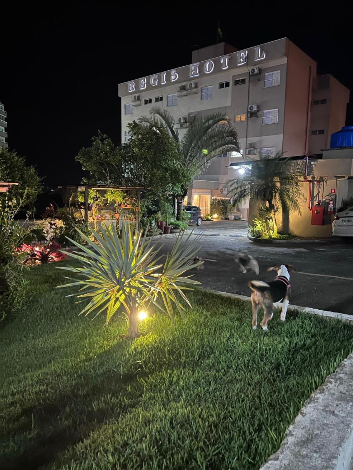 Regis Hotel II レジストロ エクステリア 写真